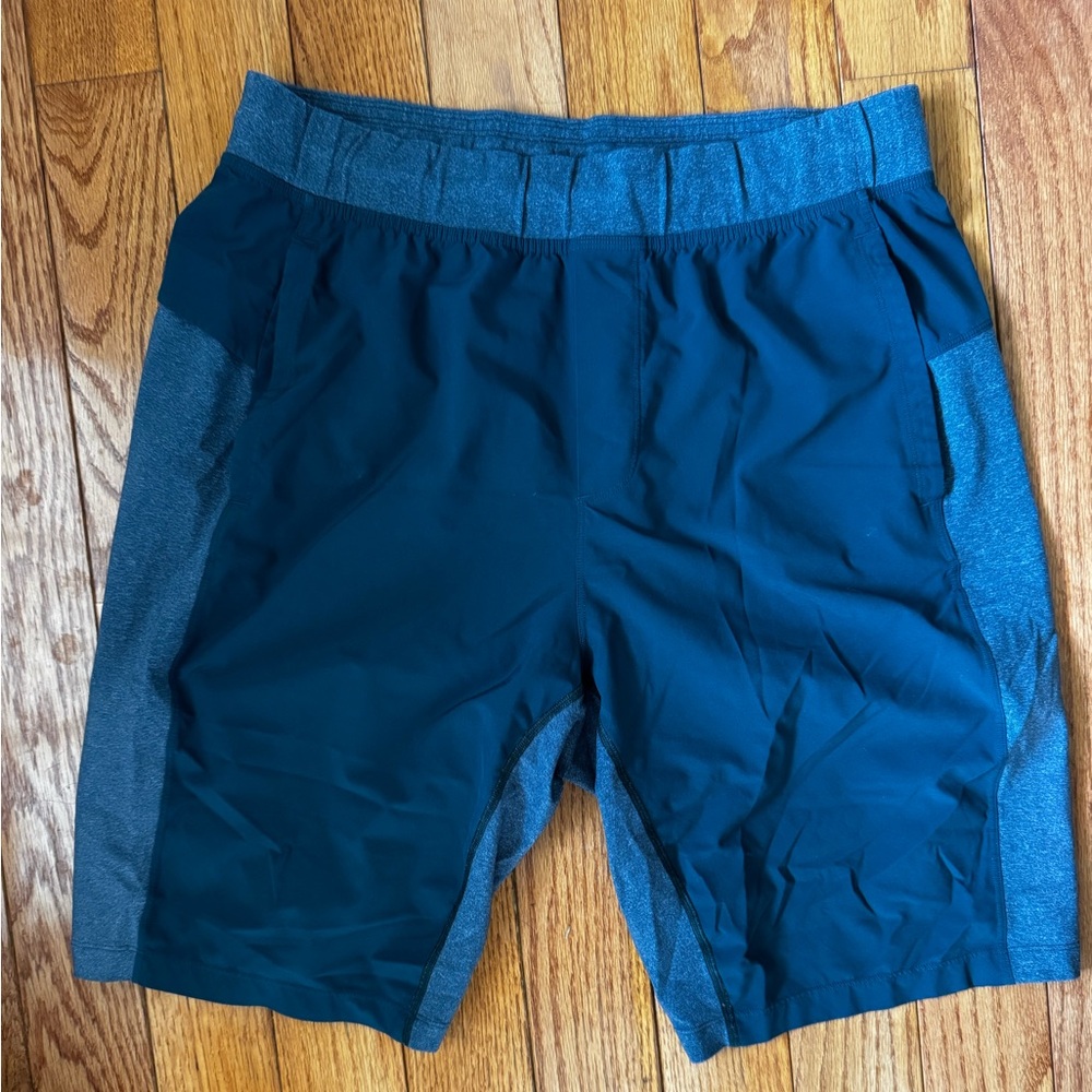 Men's Green/Blue Lululemon shorts size XL
